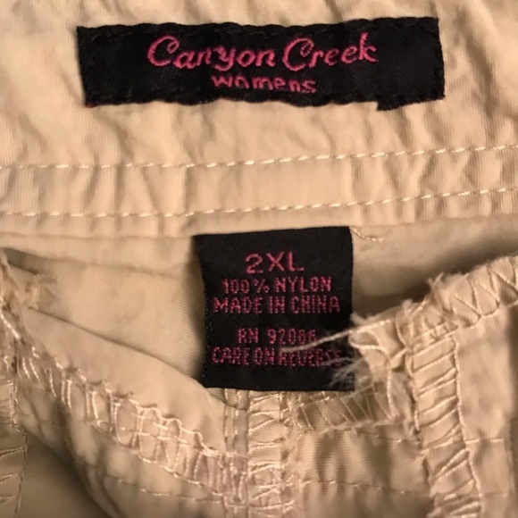 Canyon Creek tan XXL climate control lightweight  convertible zip cargo pants - Picture 9 of 13